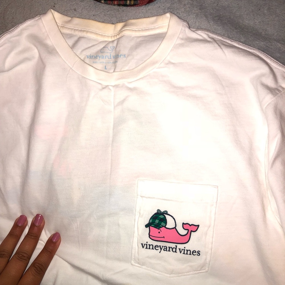 Vineyard vines tshirt